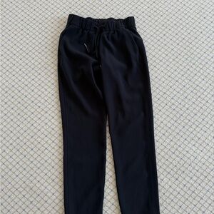 Lululemon Black Elastic Waist Casual Pants